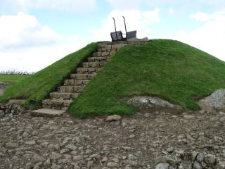 Cairnpapple burial mound